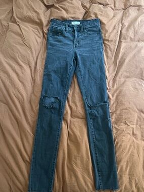 Madewell Black Distressed Skinny Jeans